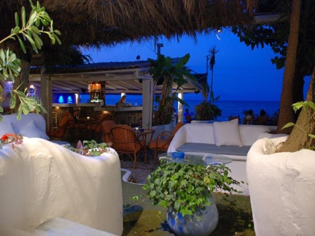 Taradella Hotel Alissos Bagian luar foto