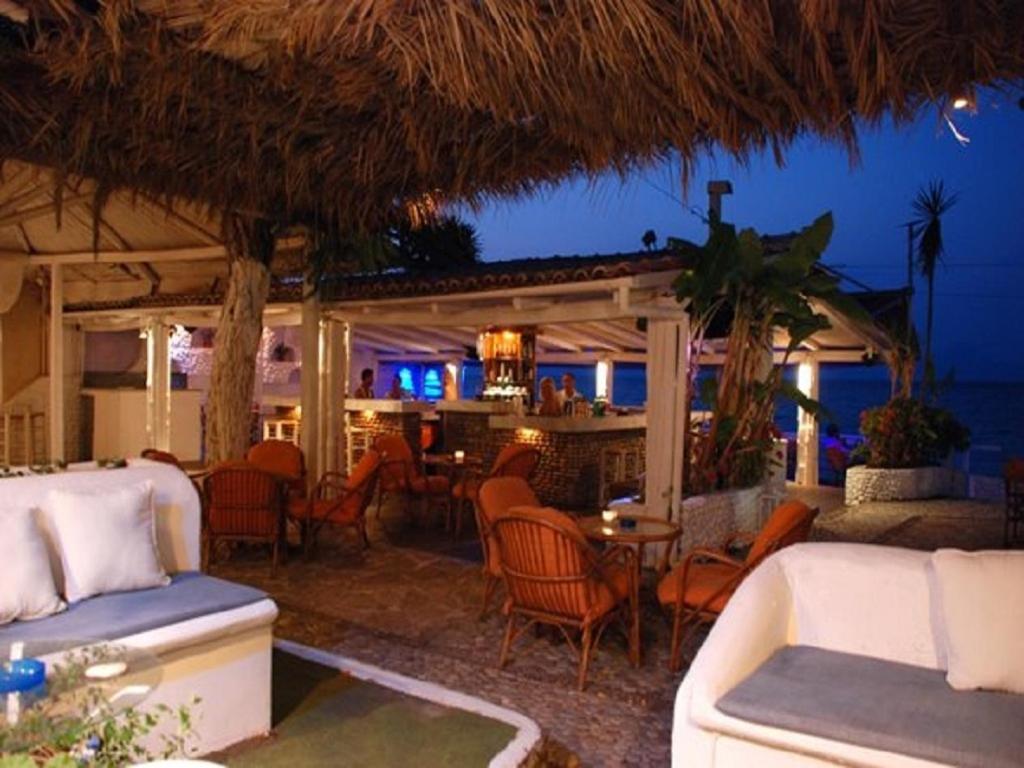 Taradella Hotel Alissos Bagian luar foto