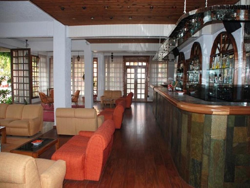 Taradella Hotel Alissos Bagian luar foto