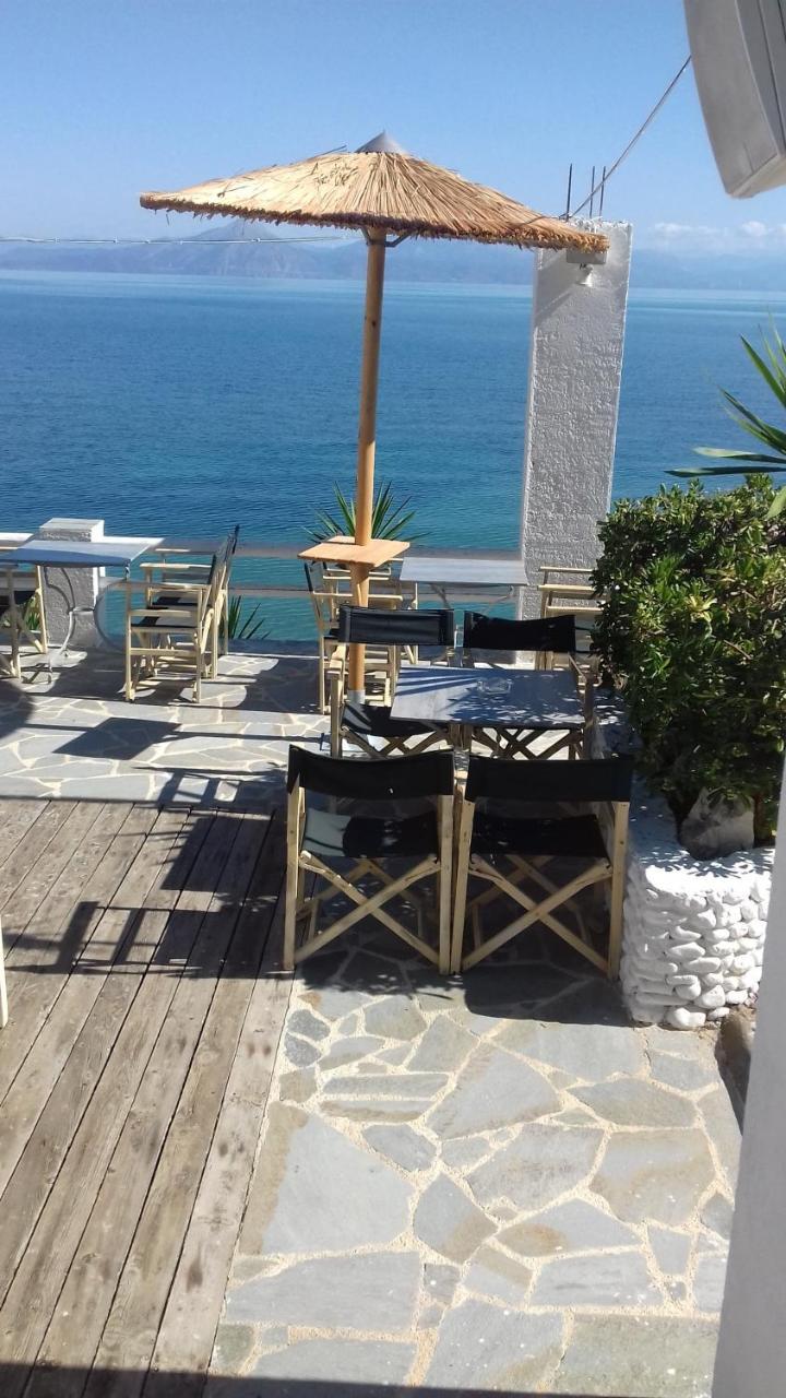 Taradella Hotel Alissos Bagian luar foto