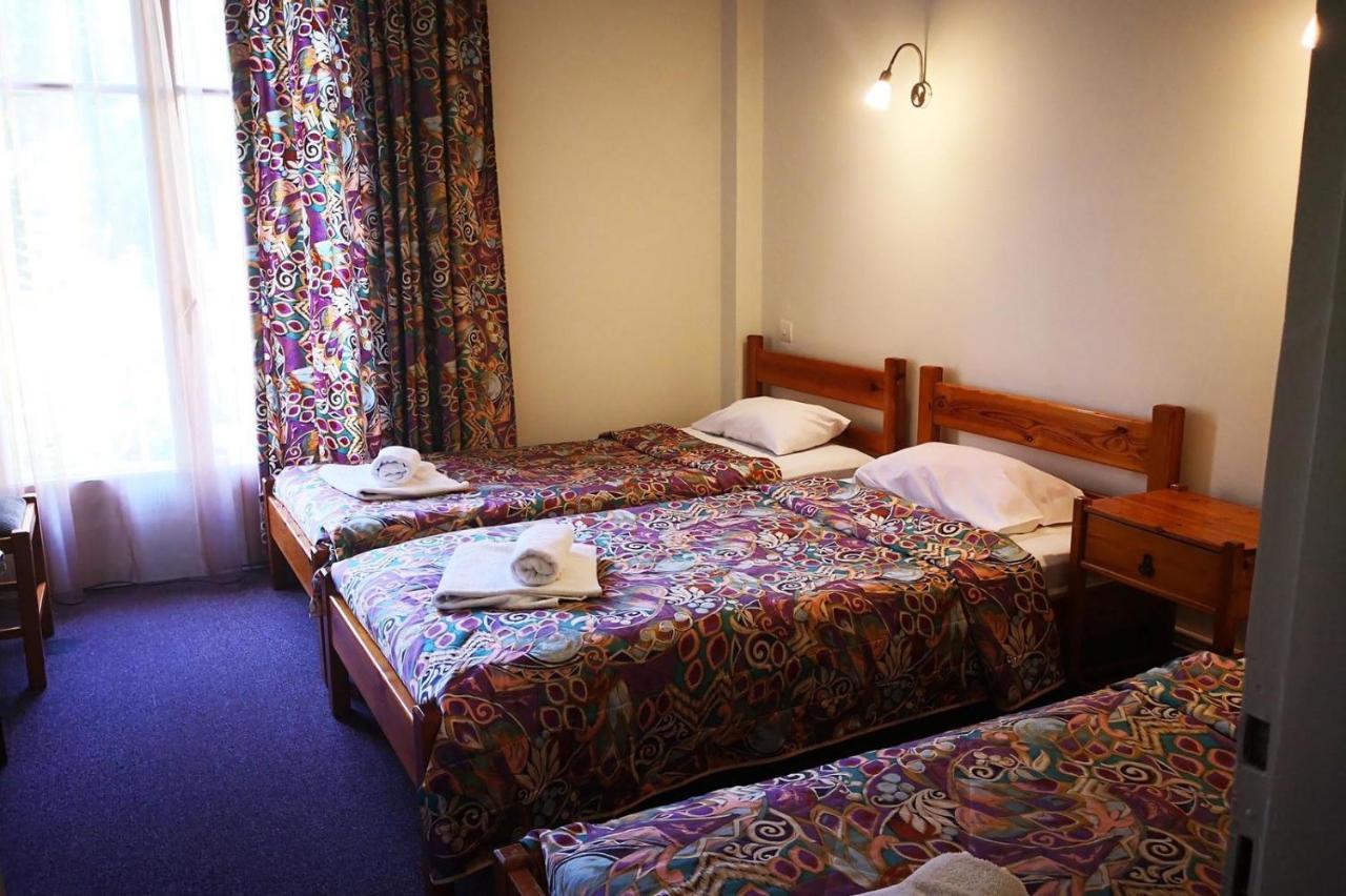 Taradella Hotel Alissos Bagian luar foto