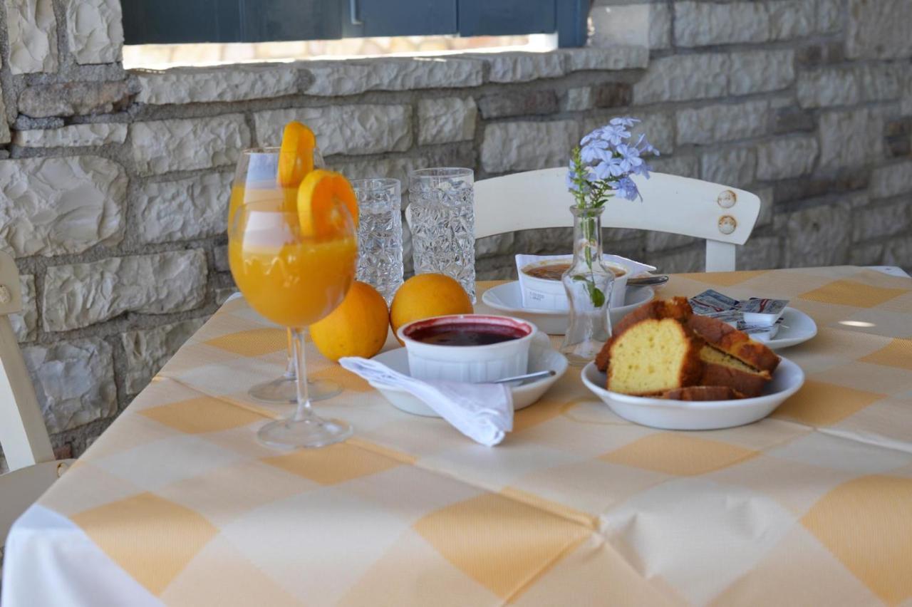 Taradella Hotel Alissos Bagian luar foto