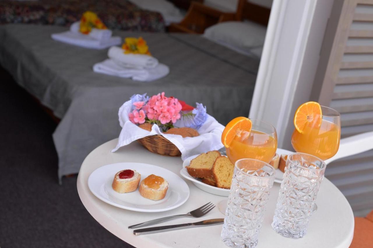 Taradella Hotel Alissos Bagian luar foto